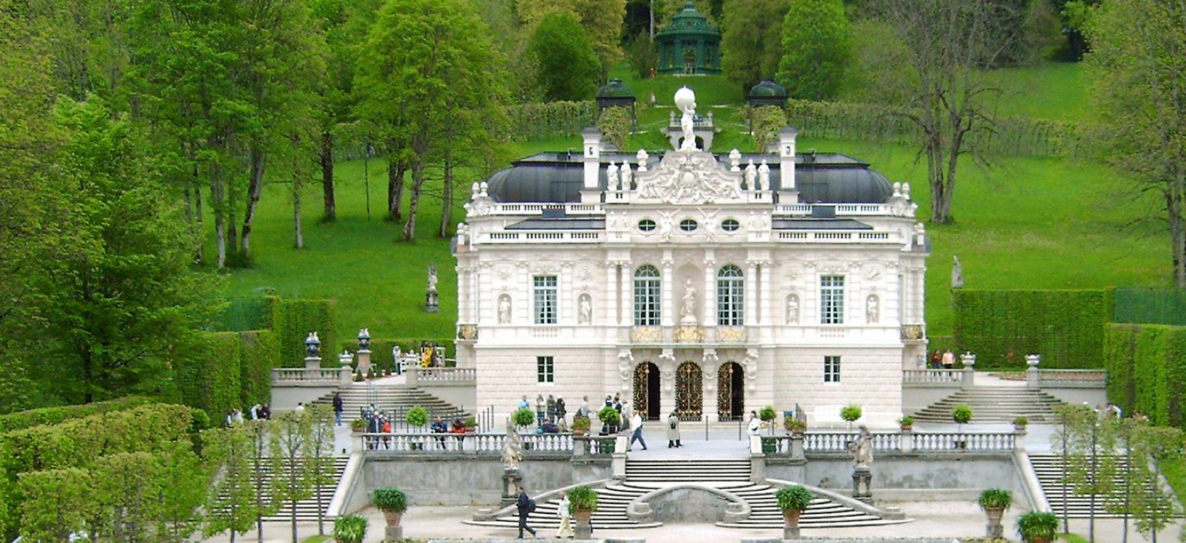 /Munich/Classifications/excursoes/palacio-de-linderhof-bilhetes-sem-fila-de-espera/linerhof grand-1529700787-1531299372.jpg Palácio de Linderhof – Bilhetes sem fila de espera!